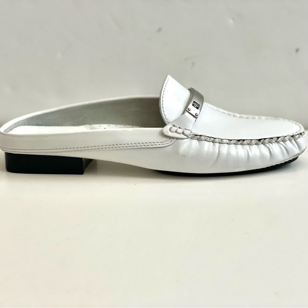 Lauren Ralph Lauren White Leather Mules with Silver Detail - Picture 3 of 13